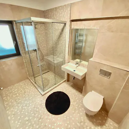 Apartment Mega Three *